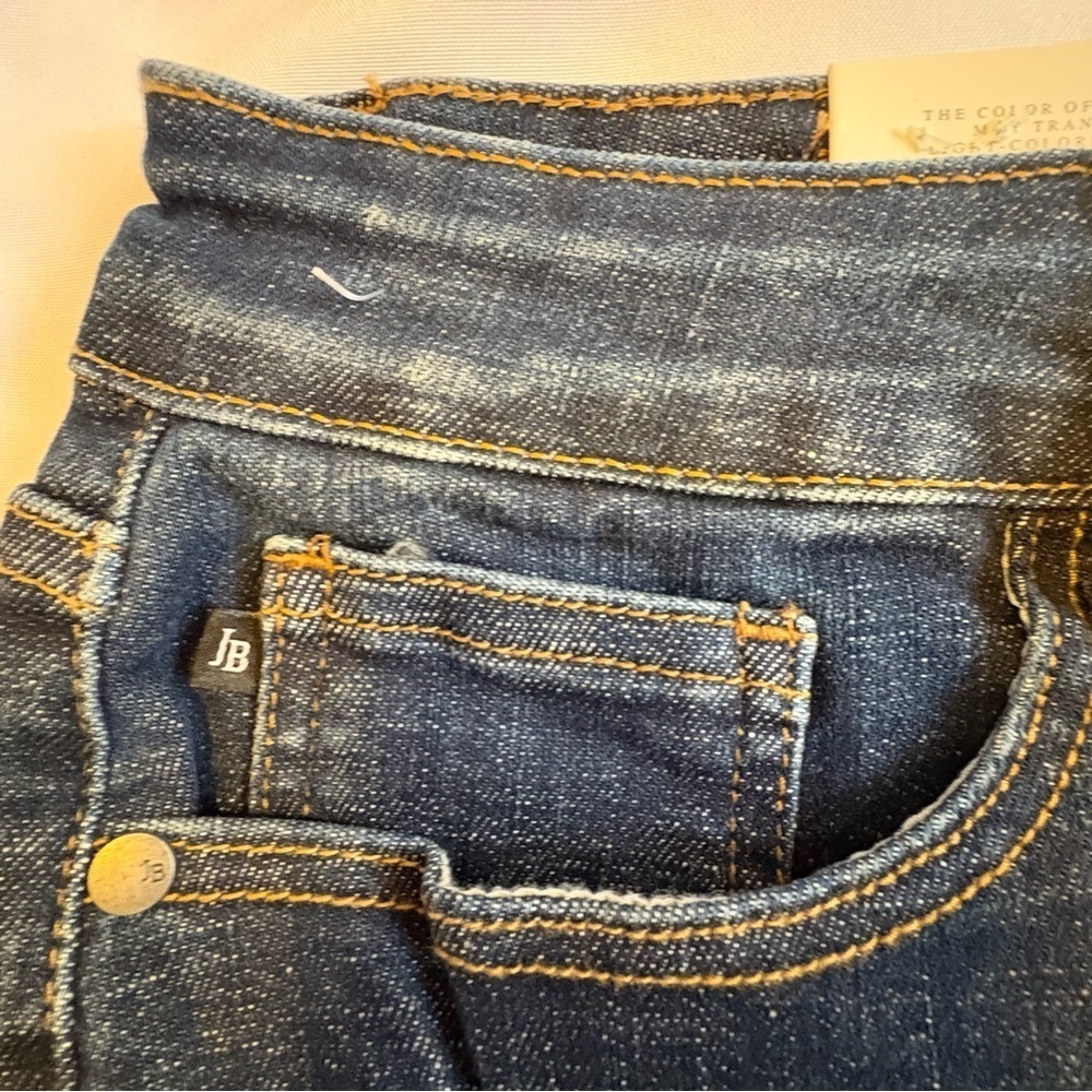 NWT Judy Blue Blue 1XL Plus Size High Waisted Distressed Jean Shorts - Picture 6 of 9